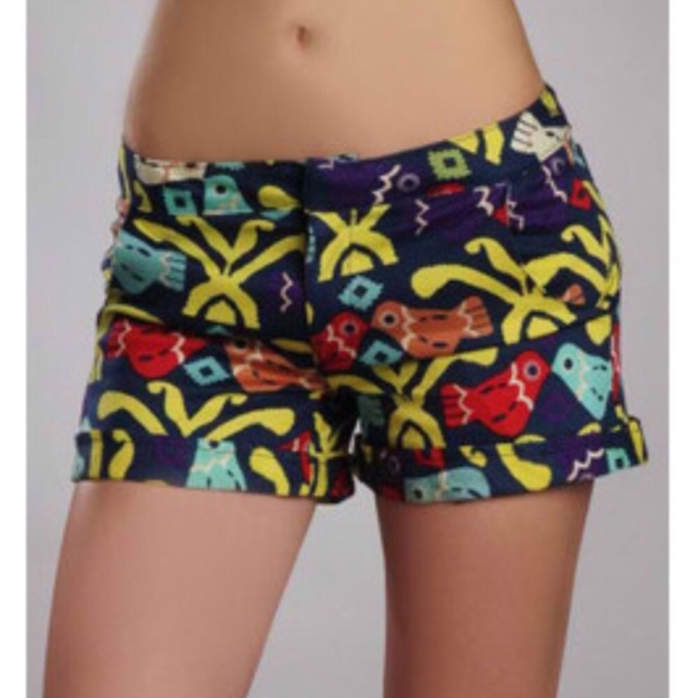 ✨Judith March✨ ruffle pocket pique bird shorts